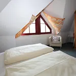 Oewern Diek 60 *