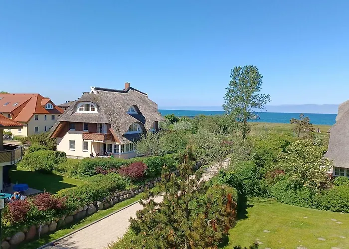 Oewern Diek 60 * ヴストロ