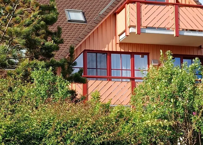 Oewern Diek 60 アパート